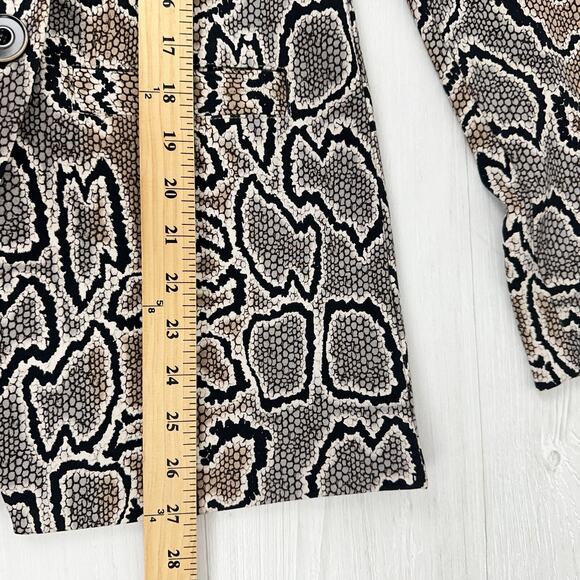 Cabi Double‎ Breasted Blazer Size 4 Python Snake Print Ponte Knit Gray Stretch - Picture 14 of 16